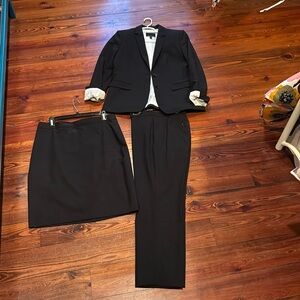 Banana Republic Black Suit & Skirt - size 10